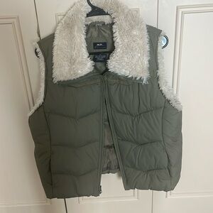 Green puffer vest